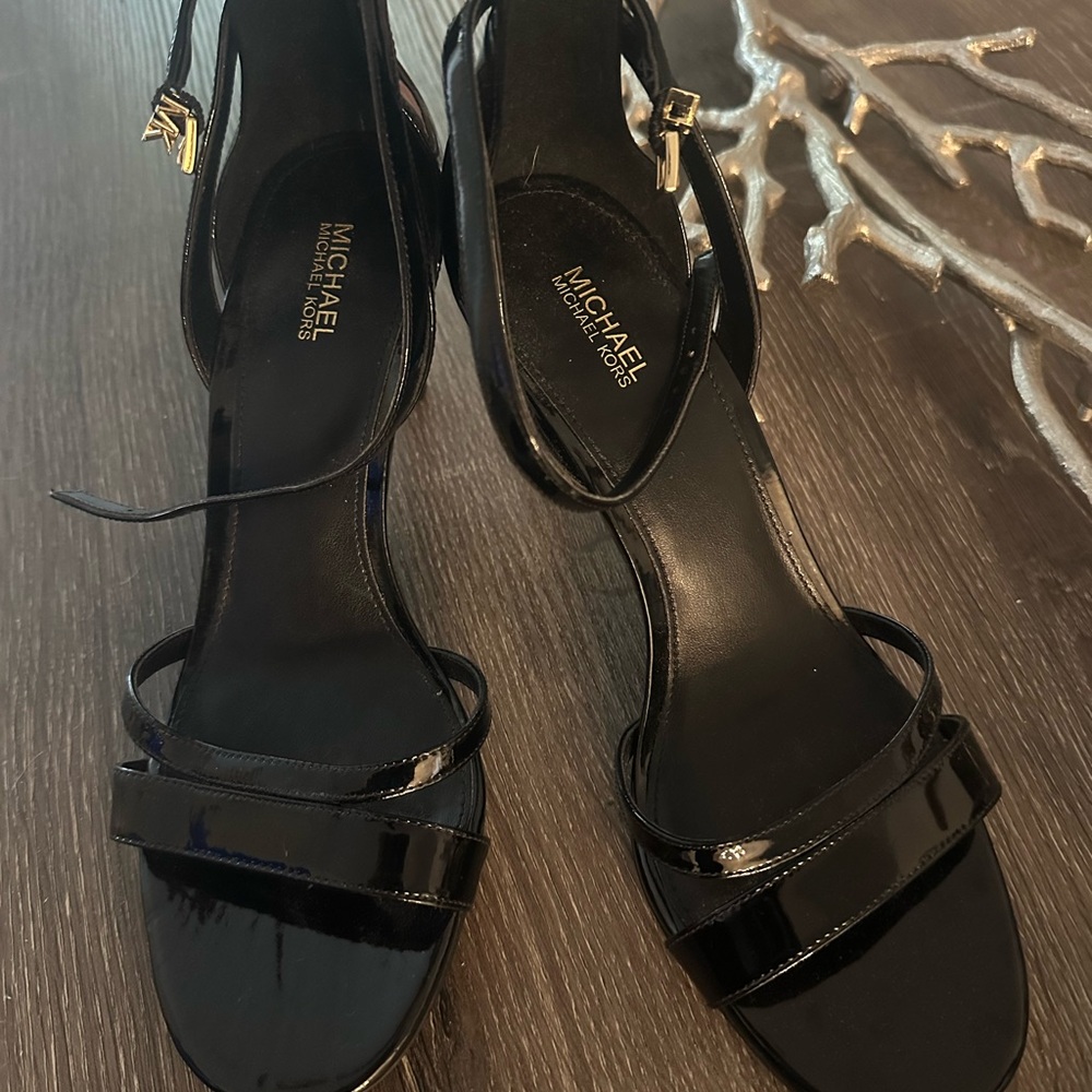 Michael Kors Glossy Black Heels